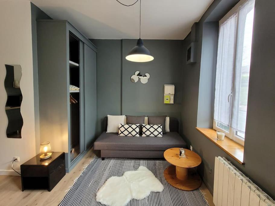 מונטרז'י Studio Prive Centre Saint Louis מראה חיצוני תמונה